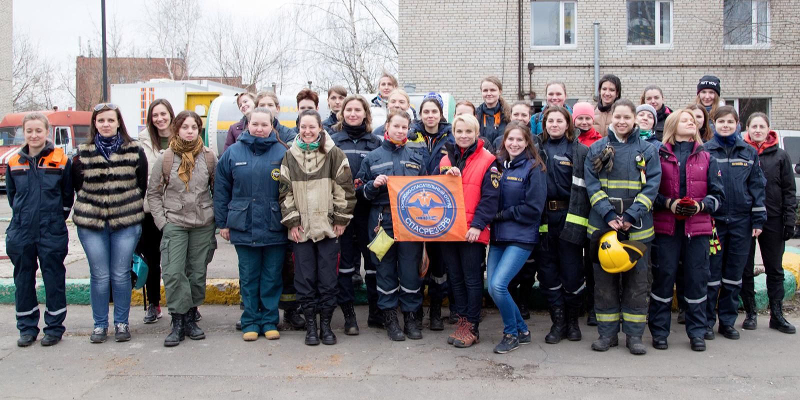 «Мотивация одна – помогать»: в Учебном центре ГО и ЧС Москвы проходит обучение будущих спасателей-добровольцев