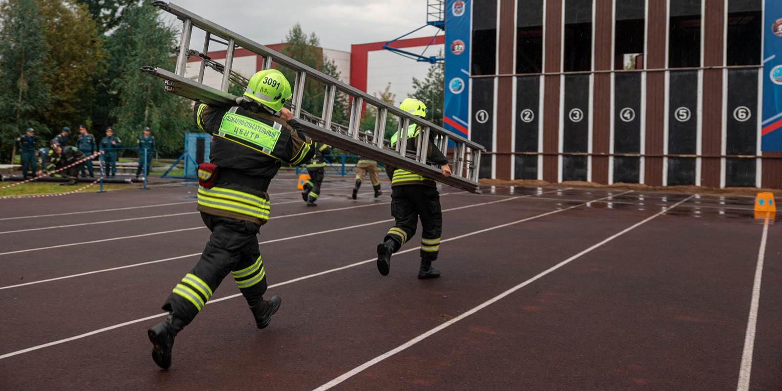 Огненный спринт: в Москве определили сильнейшую команду в боевом развертывании