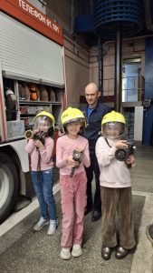 Экскурсия в пожарную часть для самых маленьких